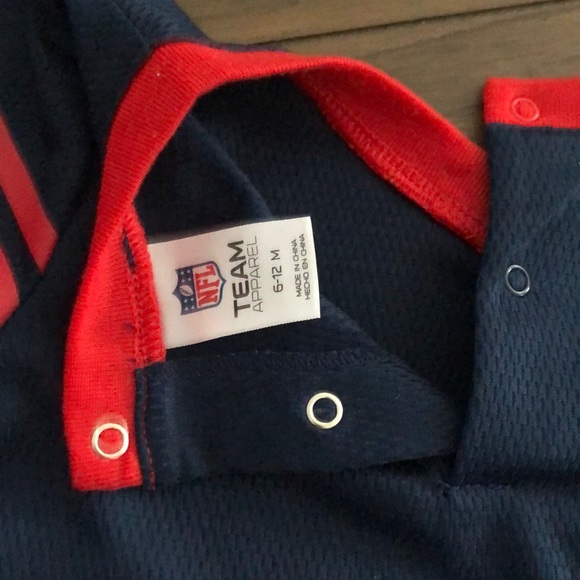 Baby girl New England Patriots Outfit - Picture 4 of 4